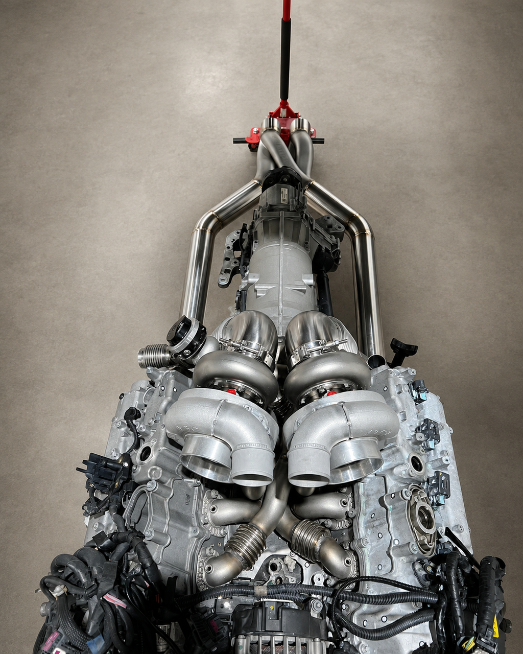2000WHP capable BMW 4.4tt S63tu4 turbo system — clean supplier-origin gallery image 2