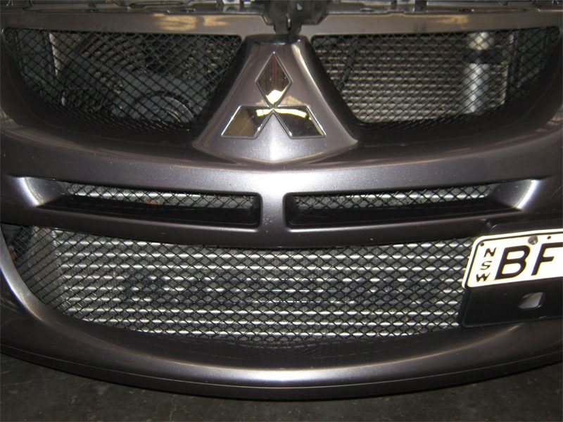 Plazmaman Mitsubishi Evo 7-9 RACE Swept Back Intercooler - gallery image 9