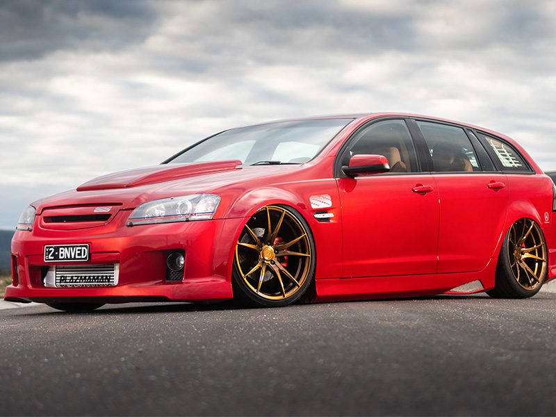 Plazmaman LS style Commodore 500 by 400 by 100 mm intercooler; finish and outlets vary
