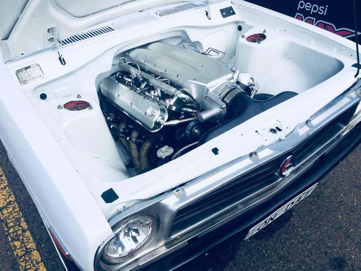 Plazmaman LS3 billet inlet manifold; finish and injector or throttle options vary by selection