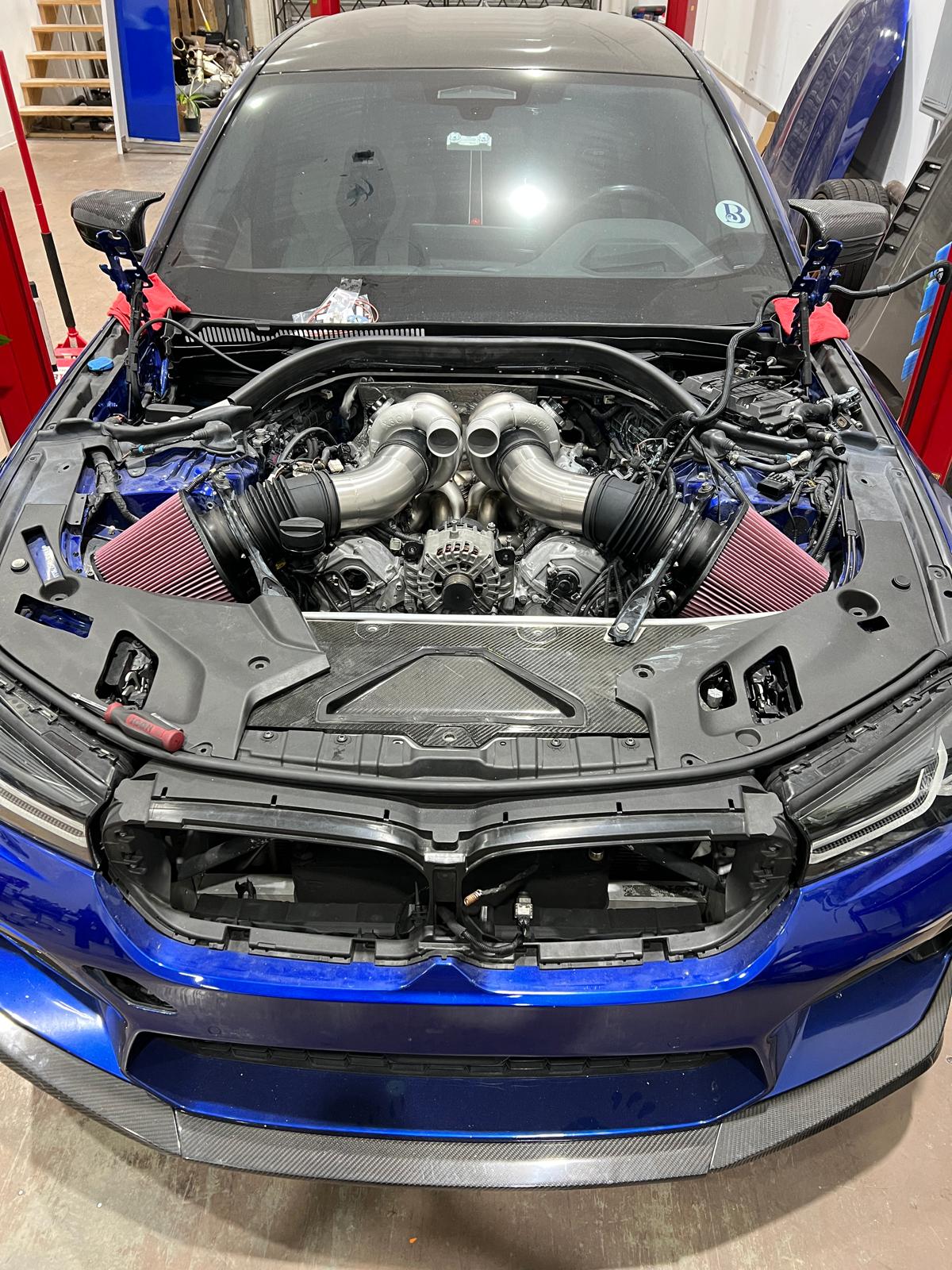 2000WHP capable BMW 4.4tt S63tu4 turbo system — clean supplier-origin gallery image 9
