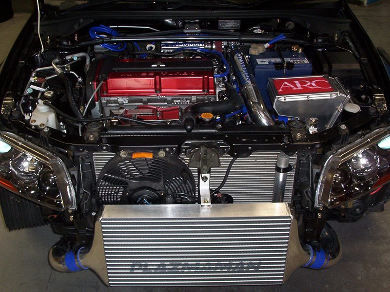 Plazmaman Mitsubishi Evo 7-9 RACE SPEC Swept Back Intercooler Kit - gallery image 3